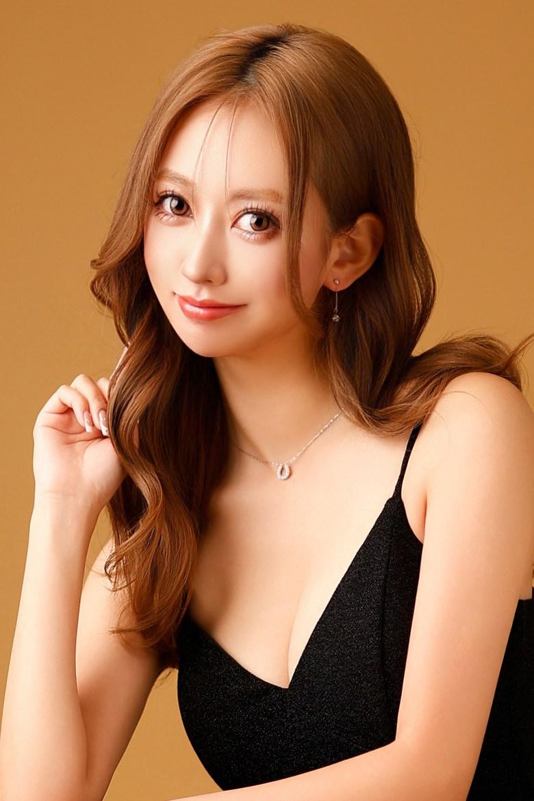 愛沢 れいら（REILA AIZAWA）Fairy