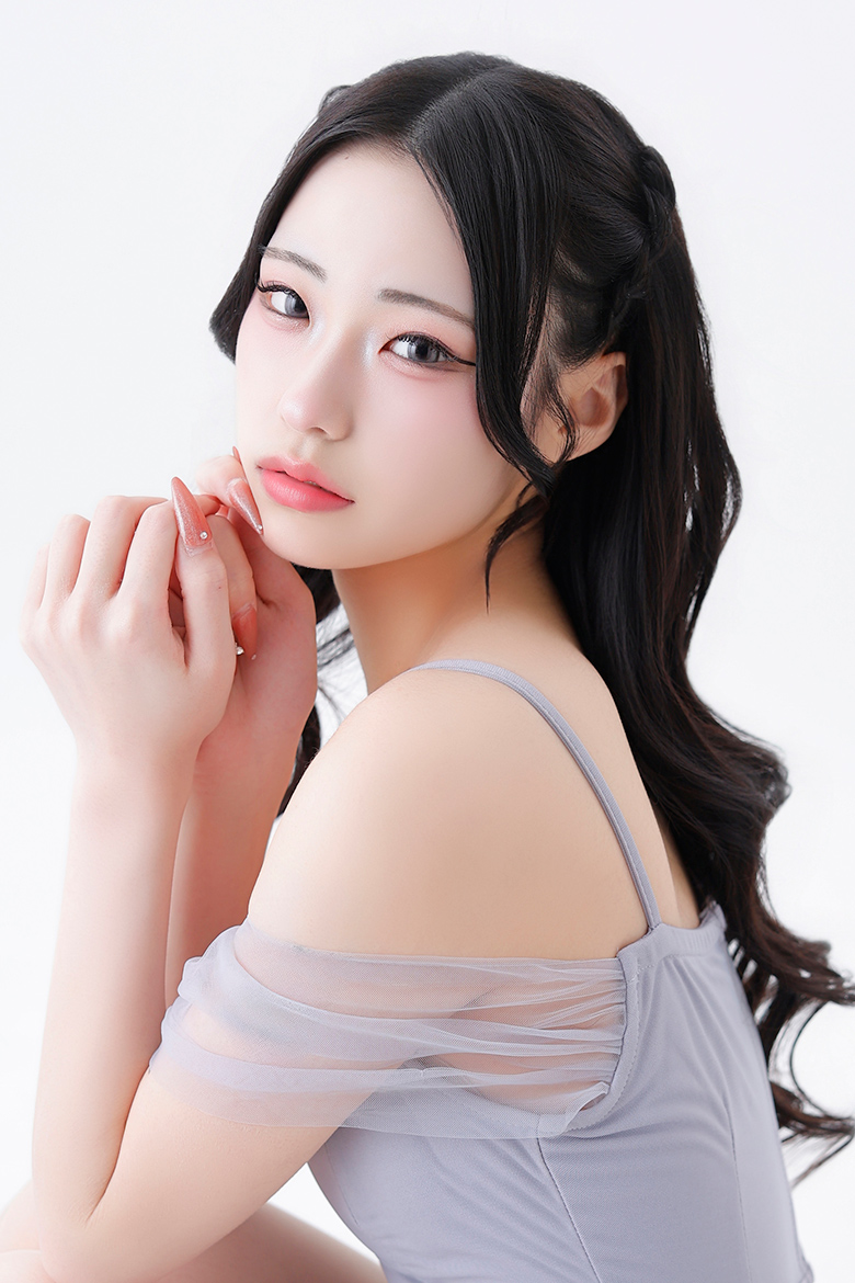 雨音 羽依（UI AMANE）Fairy